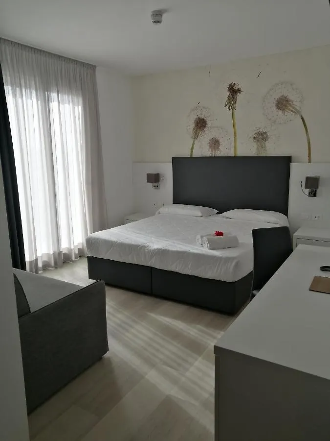 Hotel Columbia & Ninfea Lido di Jesolo
