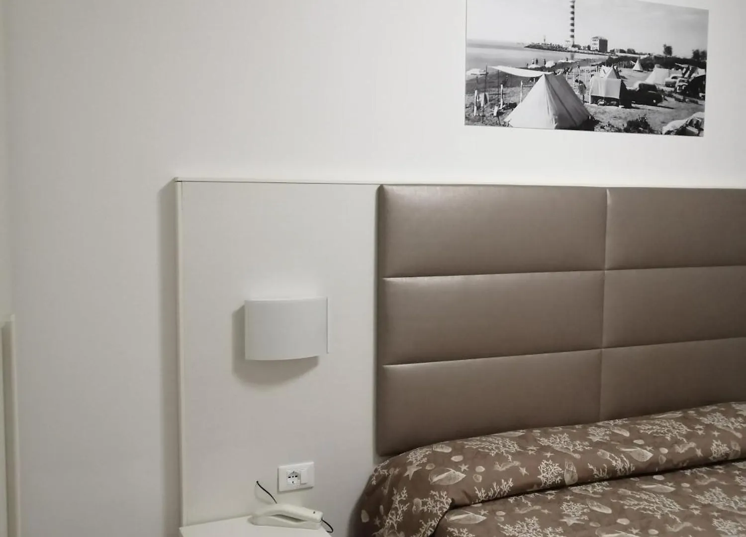 Hotel Columbia & Ninfea Lido di Jesolo 3*,  Italy