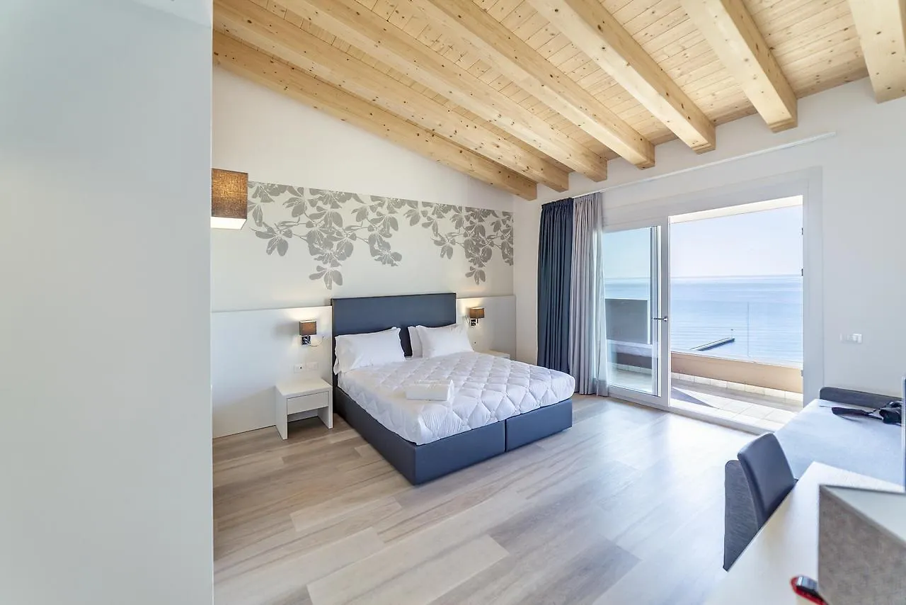 Hotel Columbia & Ninfea Lido di Jesolo