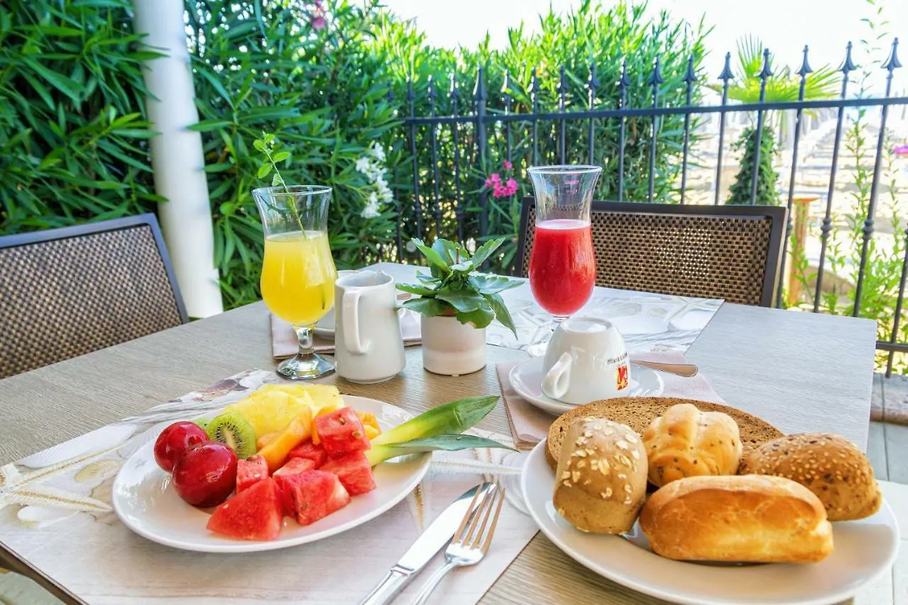 Hotel Columbia & Ninfea Lido di Jesolo