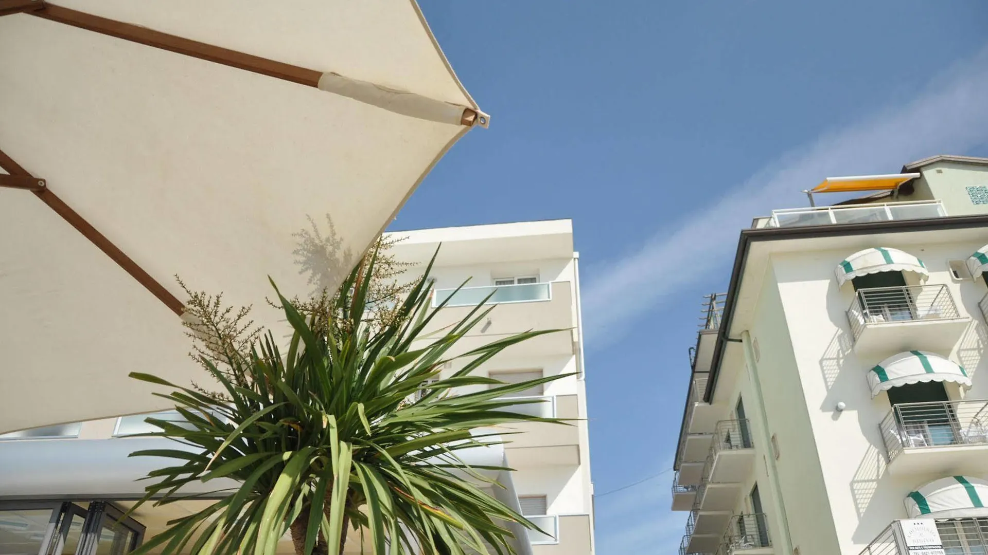 Hotel Columbia & Ninfea Lido di Jesolo