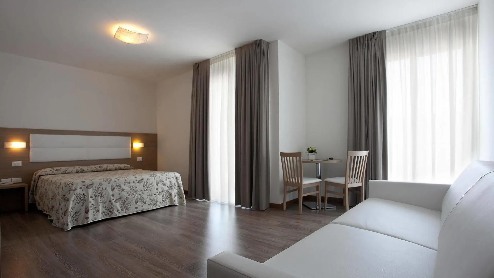 ***  Hotel Columbia & Ninfea Lido di Jesolo Italy